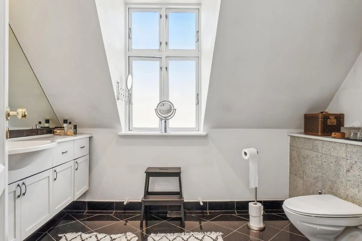 Villa Beautiful Townhouse With A Garden In The Best Location In Copenhagen